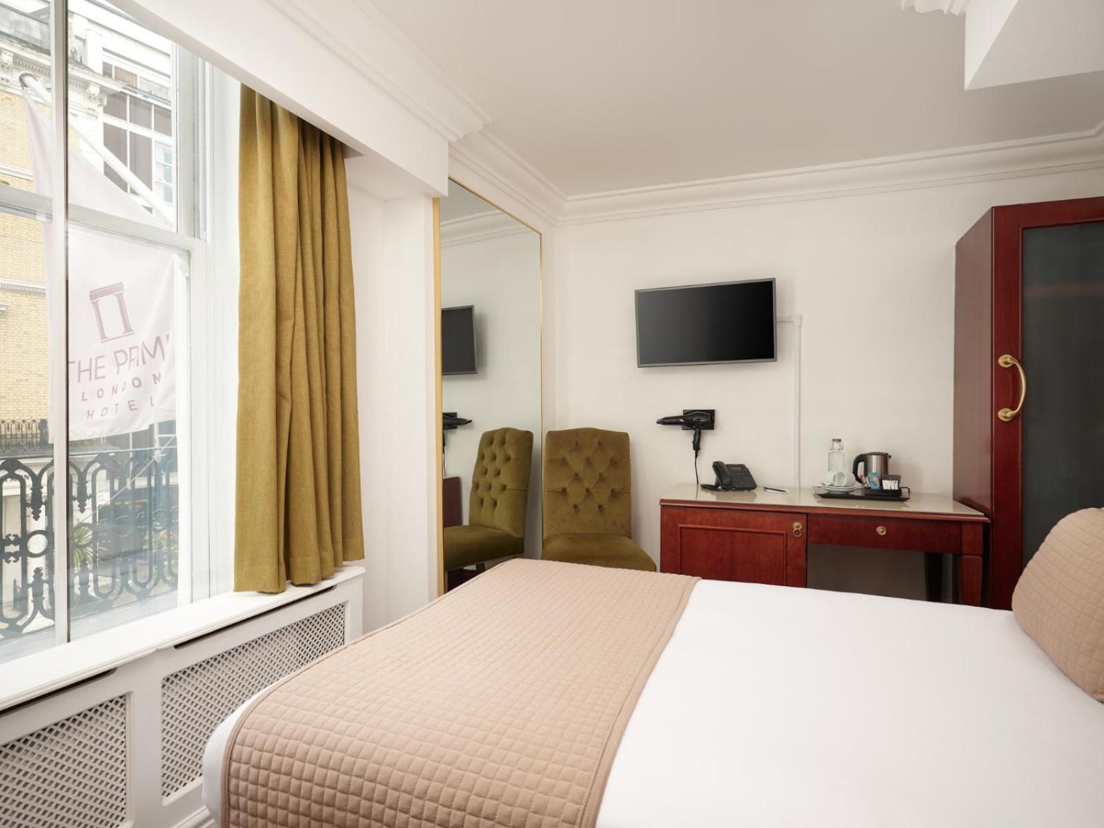 Club Double or Twin Room